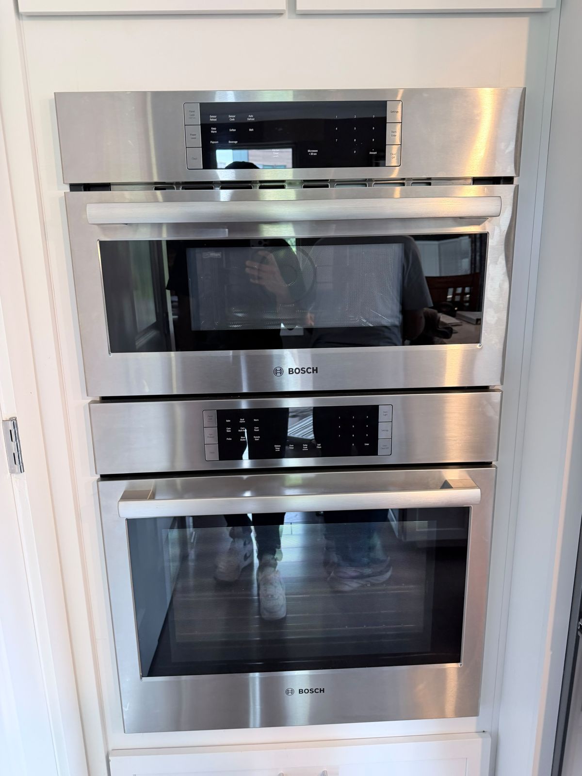 Bosch double wall oven at a customer's home